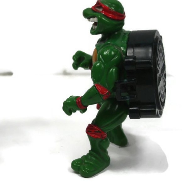 Teenage Mutant Ninja Turtles Talkin’ Raphael Action Figure - Picture 9 of 10
